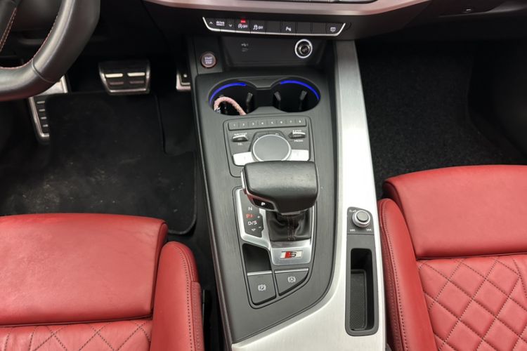 Used Audi S4 2018 S4 3.0TFSI Interior 5