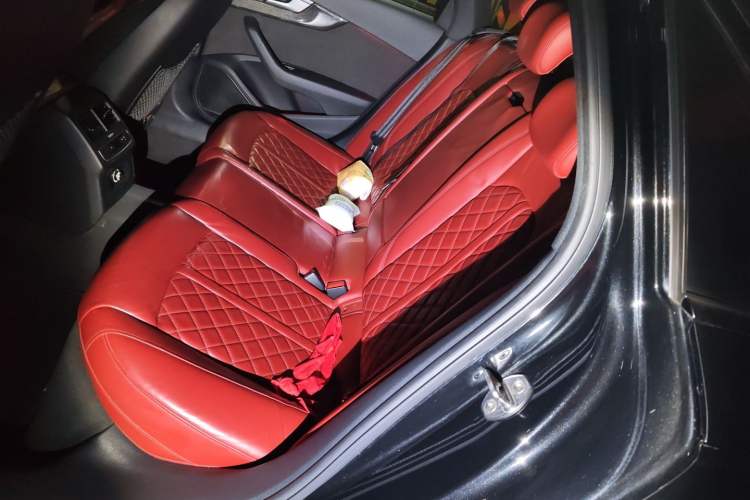 Used Audi S4 2018 S4 3.0TFSI Left Rear Seat