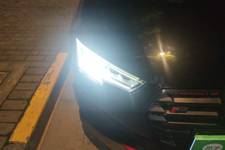 Used Audi S4 2018 S4 3.0TFSI Right Front Headlight