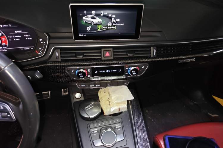 Used Audi S4 2018 S4 3.0TFSI Audio And AC Panel