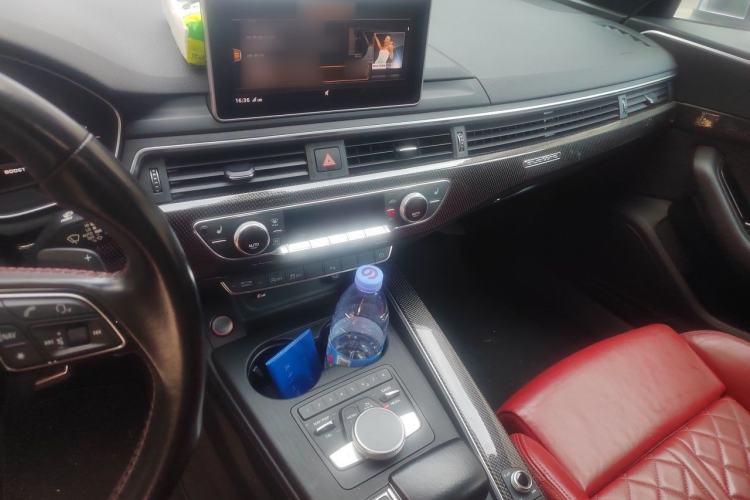 Used Audi S4 2018 S4 3.0TFSI Audio And AC Panel