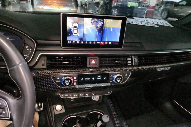 Used Audi S4 2018 S4 3.0TFSI Audio And AC Panel