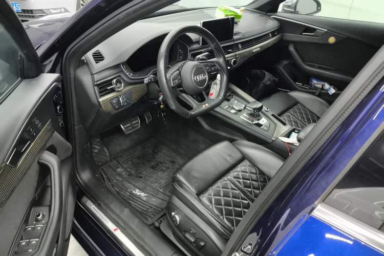 Used Audi S4 2018 S4 3.0TFSI Driver Seat