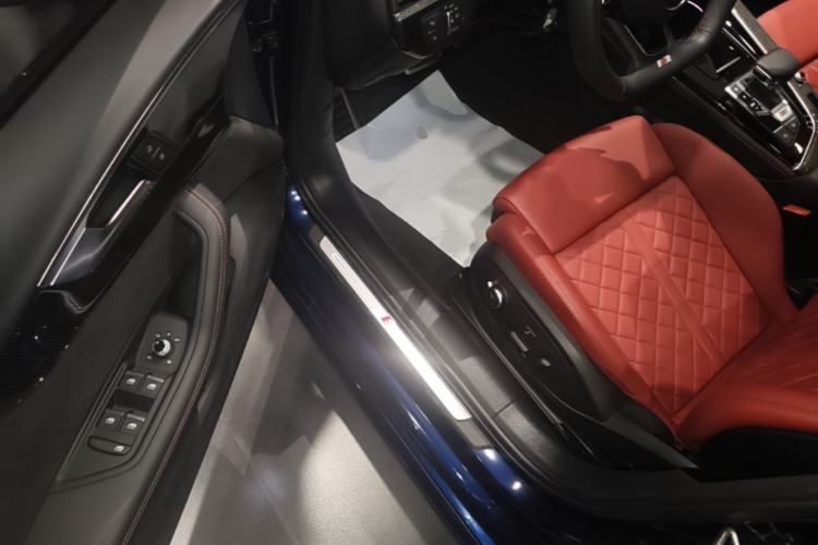 Used Audi S4 2018 S4 3.0TFSI Driver Seat