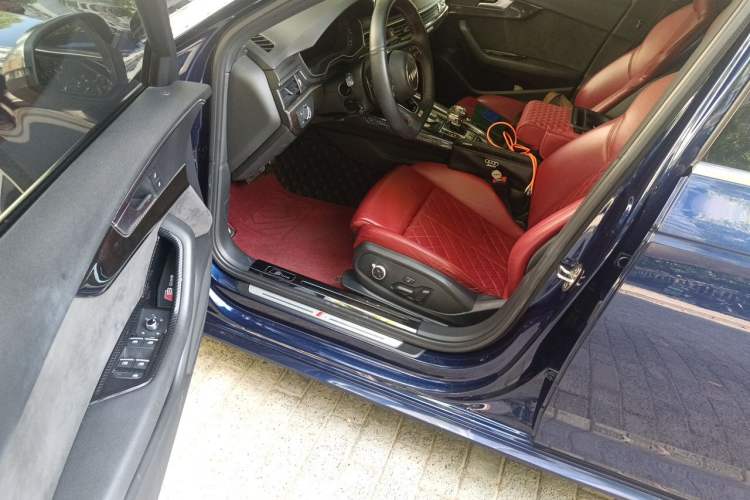 Used Audi S4 2018 S4 3.0TFSI Driver Seat