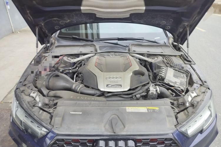 Used Audi S4 2018 S4 3.0TFSI Engine Bay