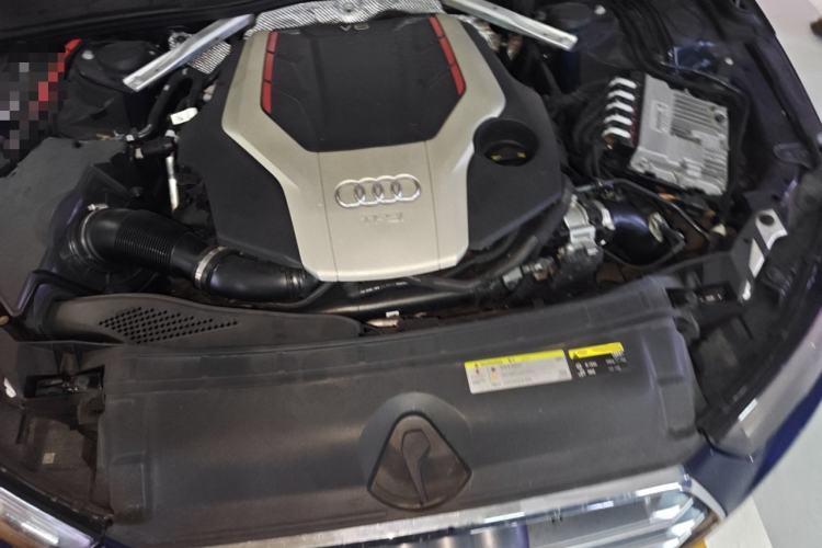 Used Audi S4 2018 S4 3.0TFSI Engine Bay