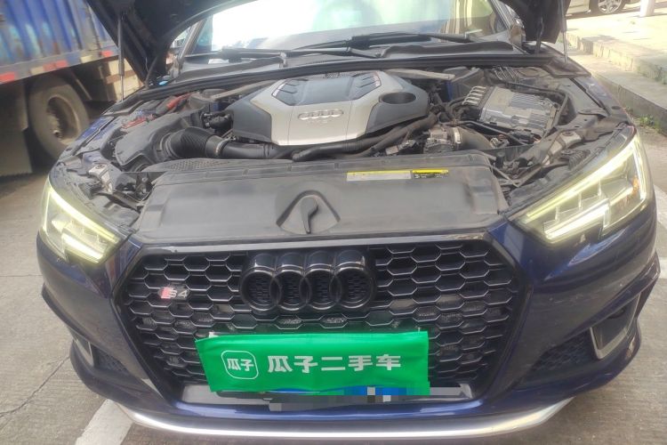Used Audi S4 2018 S4 3.0TFSI Engine Bay