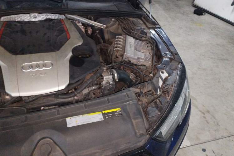 Used Audi S4 2018 S4 3.0TFSI Engine Bay Left