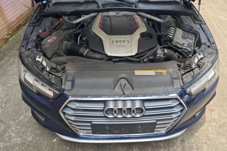 Used Audi S4 2018 S4 3.0TFSI Engine Bay