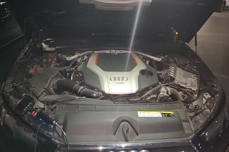 Used Audi S4 2018 S4 3.0TFSI Engine Bay