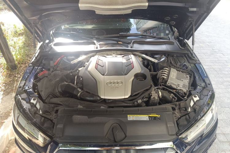 Used Audi S4 2018 S4 3.0TFSI Engine Bay