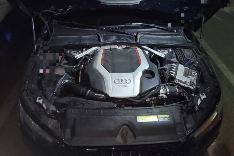 Used Audi S4 2018 S4 3.0TFSI Engine Bay