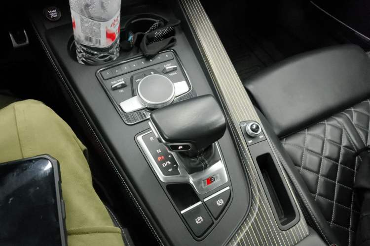 Used Audi S4 2018 S4 3.0TFSI Gear Lever