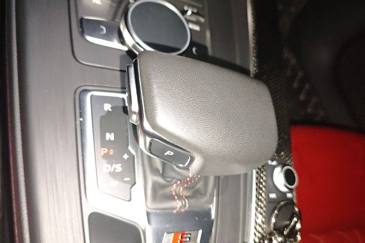 Used Audi S4 2018 S4 3.0TFSI Gear Lever