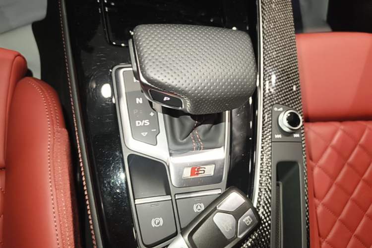 Used Audi S4 2018 S4 3.0TFSI Gear Lever