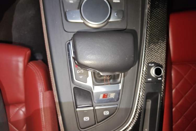 Used Audi S4 2018 S4 3.0TFSI Gear Lever