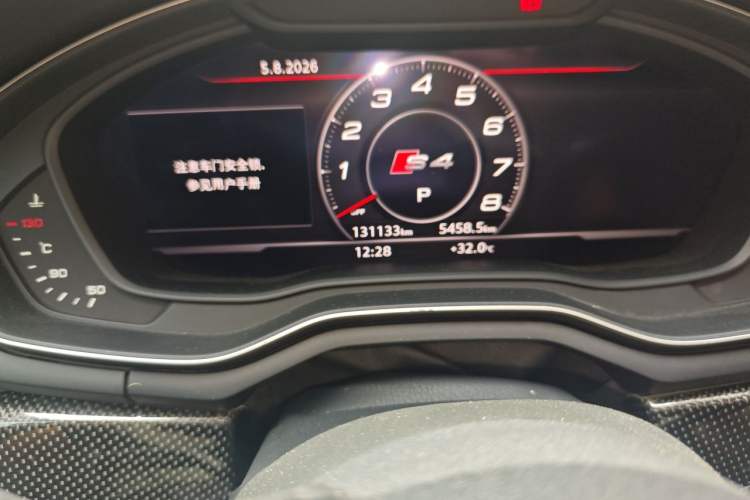 Used Audi S4 2018 S4 3.0TFSI Odometer Close Up