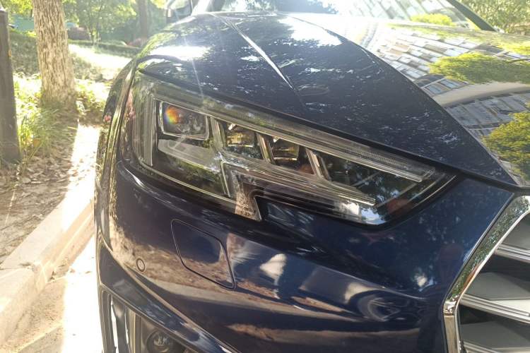 Used Audi S4 2018 S4 3.0TFSI Right Front Headlight