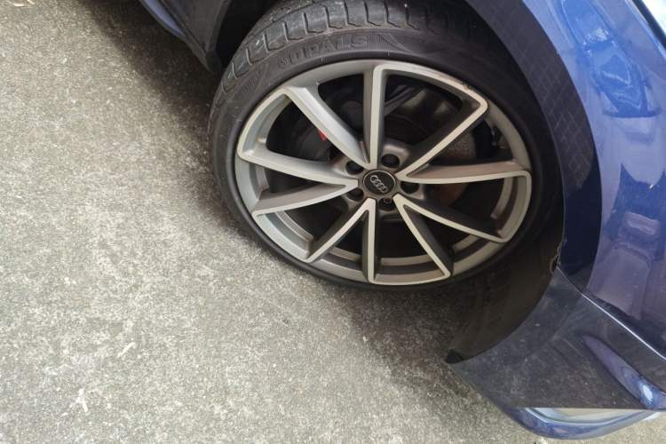 Used Audi S4 2018 S4 3.0TFSI Right Front Wheel Hub