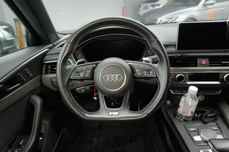Used Audi S4 2018 S4 3.0TFSI Steering Wheel