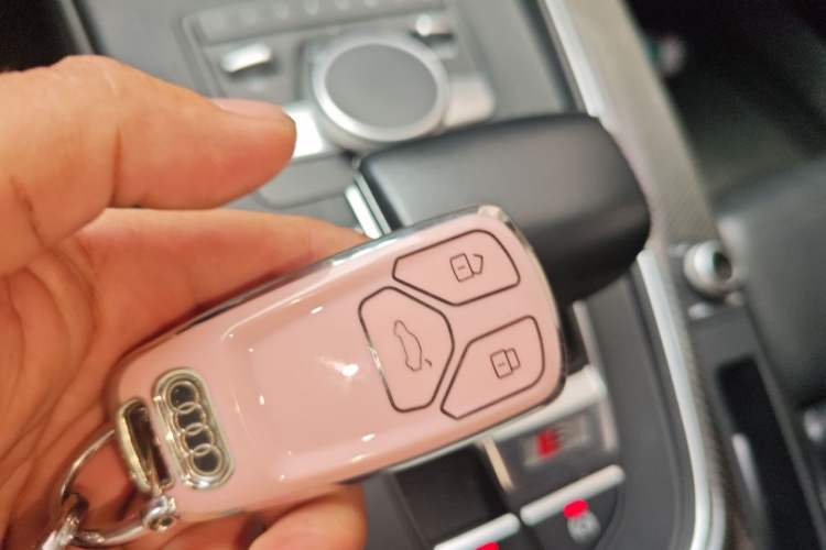 Used Audi S4 2018 S4 3.0TFSI Vehicle Key