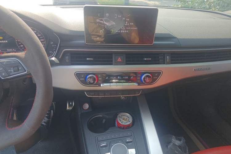 Used Audi S4 2018 S4 3.0TFSI Audio And AC Panel