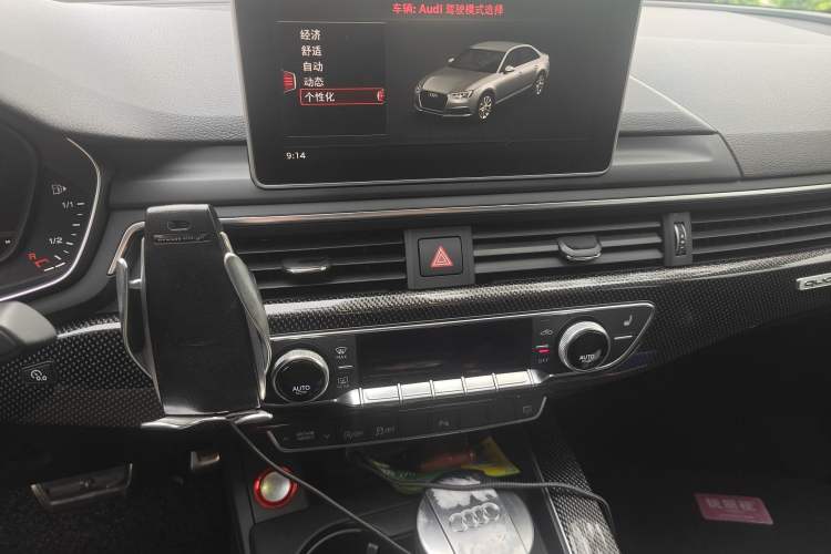 Used Audi S4 2018 S4 3.0TFSI Audio And AC Panel