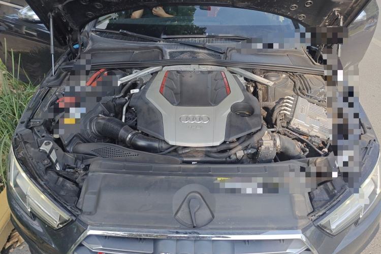 Used Audi S4 2018 S4 3.0TFSI Engine Bay