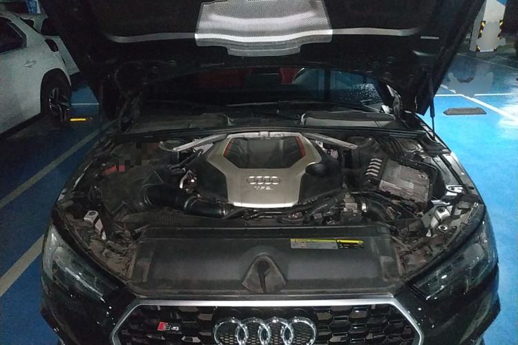 Used Audi S4 2018 S4 3.0TFSI Engine Bay
