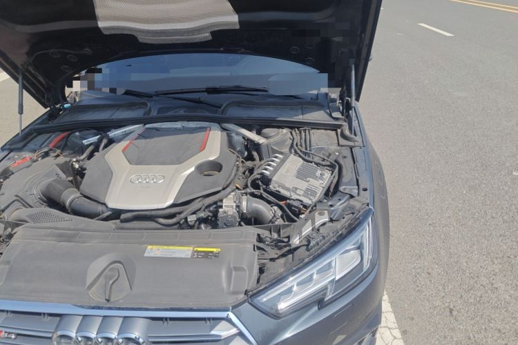 Used Audi S4 2018 S4 3.0TFSI Engine Bay Left