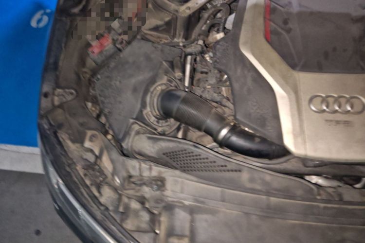Used Audi S4 2018 S4 3.0TFSI Engine Bay Right