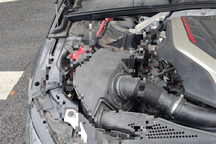 Used Audi S4 2018 S4 3.0TFSI Engine Bay Right