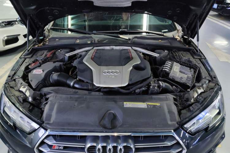 Used Audi S4 2018 S4 3.0TFSI Engine Bay