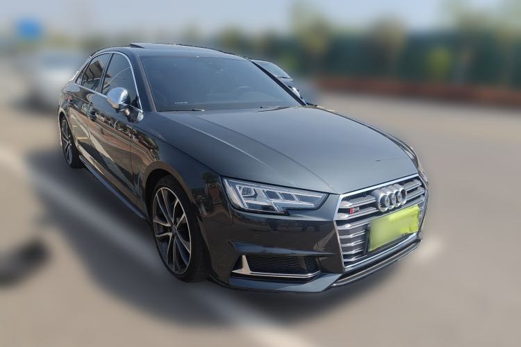 Used Audi S4 2018 S4 3.0TFSI Front Right 45 Deg