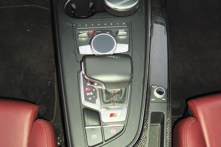 Used Audi S4 2018 S4 3.0TFSI Gear Lever