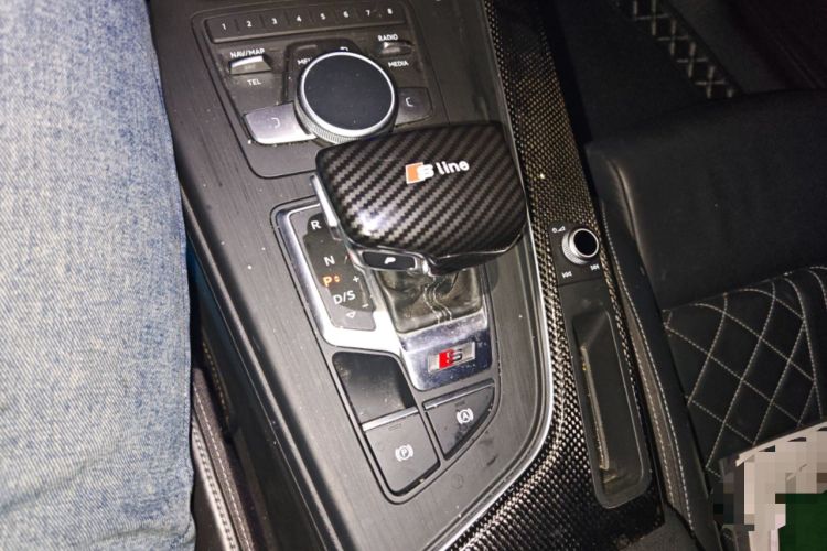 Used Audi S4 2018 S4 3.0TFSI Gear Lever