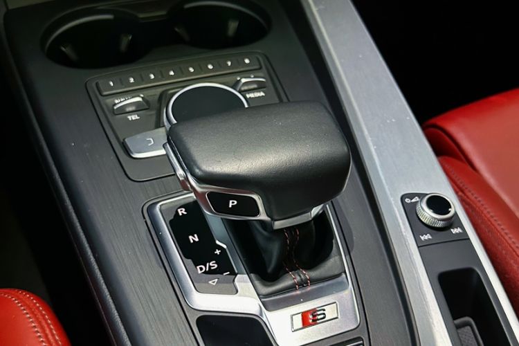 Used Audi S4 2018 S4 3.0TFSI Interior 4