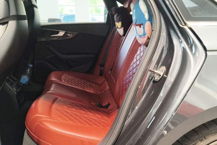 Used Audi S4 2018 S4 3.0TFSI Left Rear Seat