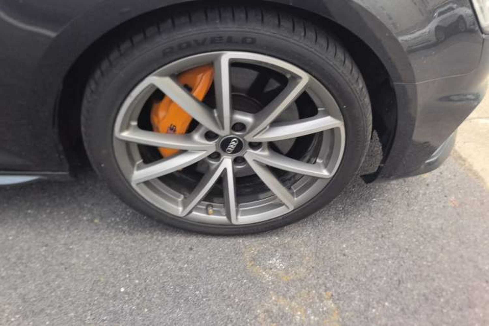 Used Audi S4 2018 S4 3.0TFSI Right Front Wheel Hub