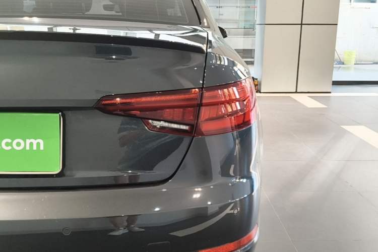 Used Audi S4 2018 S4 3.0TFSI Right Rear Taillight