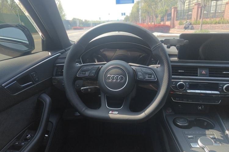 Used Audi S4 2018 S4 3.0TFSI Steering Wheel