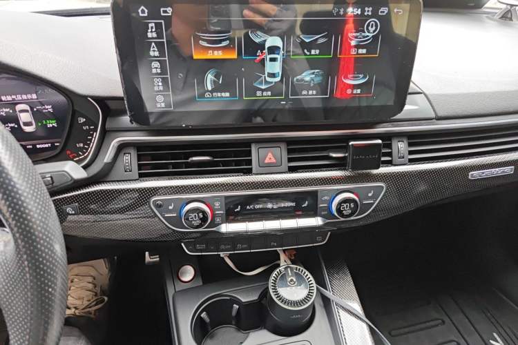 Used Audi S4 2018 S4 3.0TFSI Audio And AC Panel