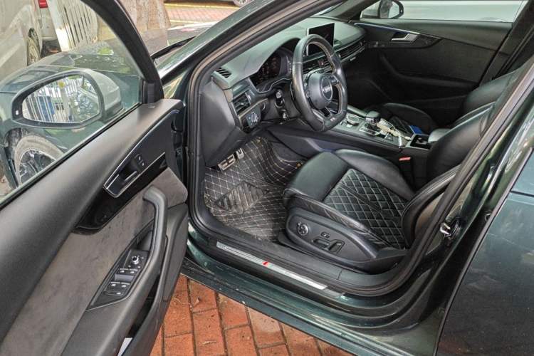 Used Audi S4 2018 S4 3.0TFSI Driver Seat