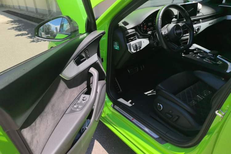 Used Audi S4 2018 S4 3.0TFSI Driver Seat