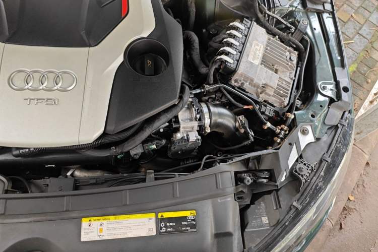 Used Audi S4 2018 S4 3.0TFSI Engine Bay Left
