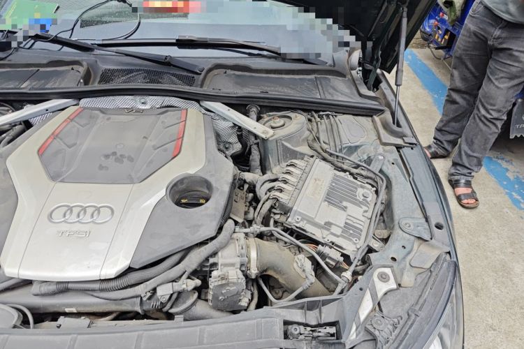 Used Audi S4 2018 S4 3.0TFSI Engine Bay Left