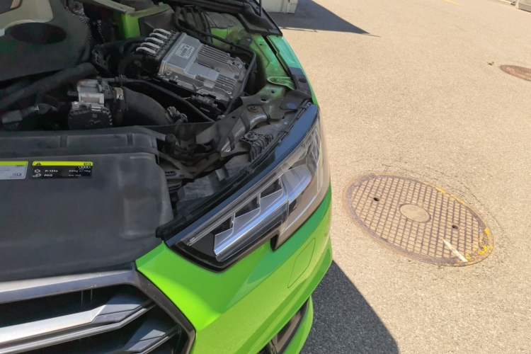 Used Audi S4 2018 S4 3.0TFSI Engine Bay Left