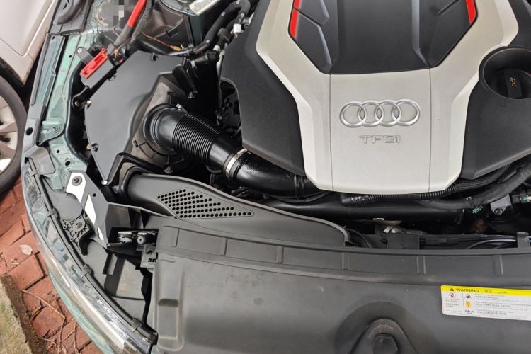 Used Audi S4 2018 S4 3.0TFSI Engine Bay Right