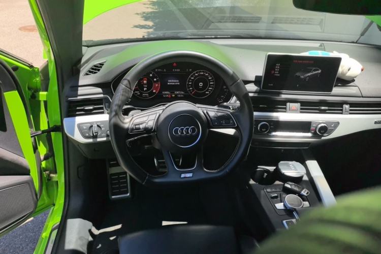 Used Audi S4 2018 S4 3.0TFSI Steering Wheel